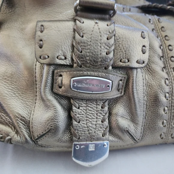 Purse - Picture 3 of 3